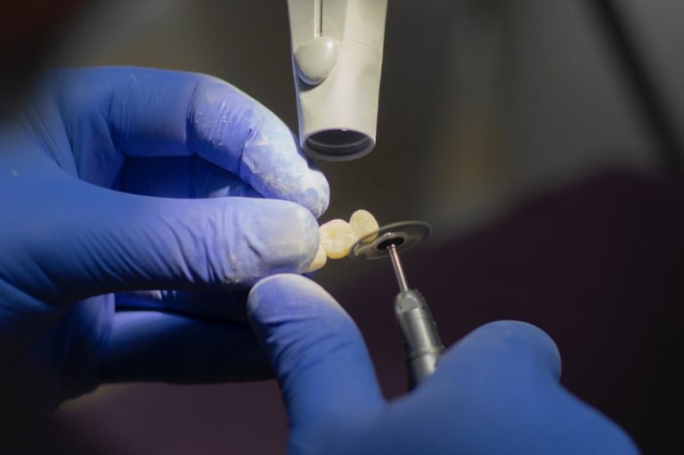 Czym różni się ortodonta od stomatologa?